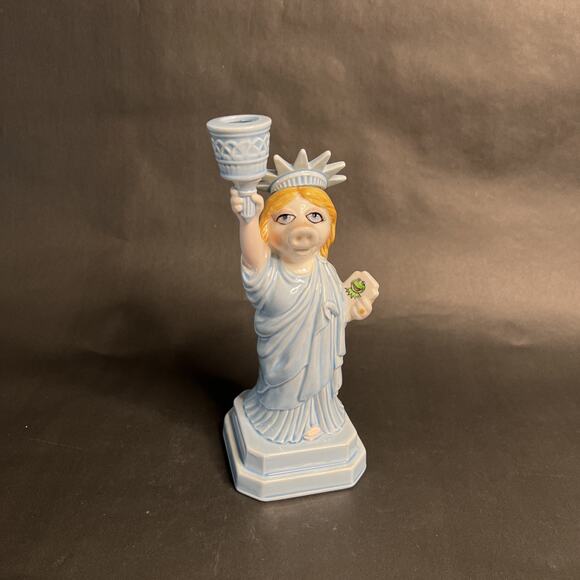 Miss Piggy Muppet Statue of Liberty Figure – Sigma–Vintage Collectible - Picture 2 of 8
